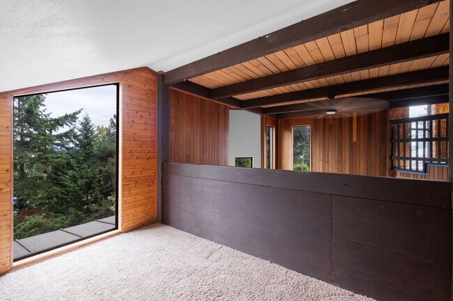 Building Photo - 1000-2221-2225-2229 Timothy Drive