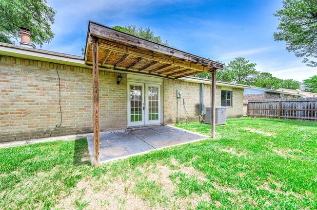 Building Photo - 17611 Poppy Trails Ln