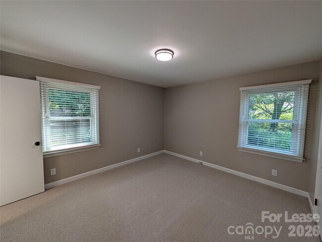 Building Photo - 103 Abingdon Cir
