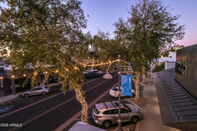 Building Photo - 4201 N Marshall Way