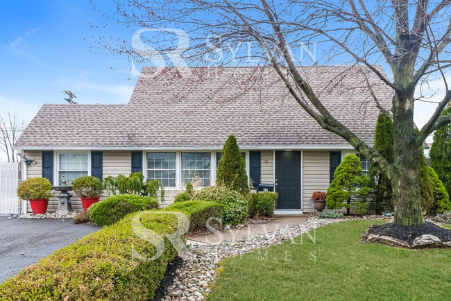 Building Photo - At Last, This Is What You Have Been Searching For!