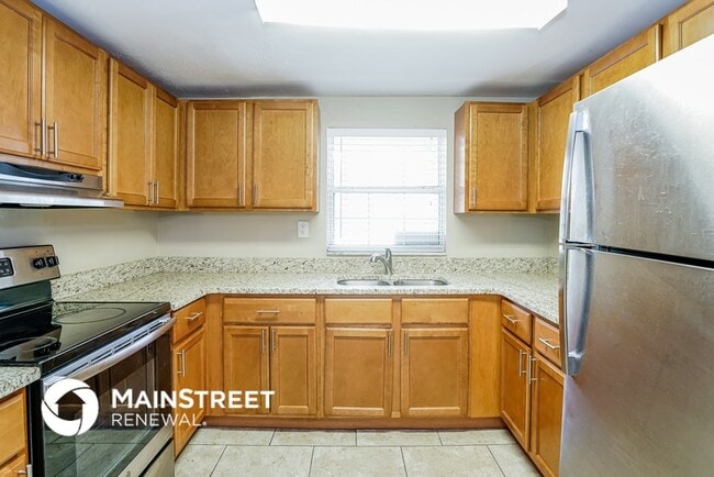 Building Photo - 3204 N Highland Ave