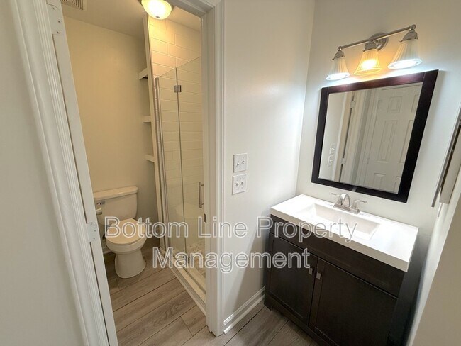 Building Photo - 4013 Inglehurst Dr