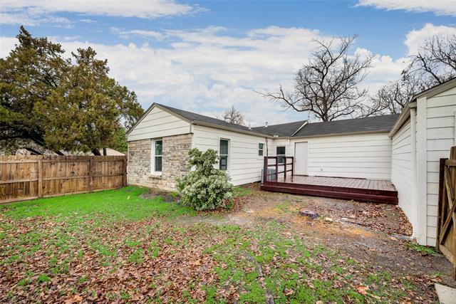 Building Photo - 4053 Winfield Ave