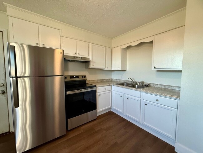 Building Photo - 3 Bedroom/1.Bathroom Home in Paragould AR - $1,150/month