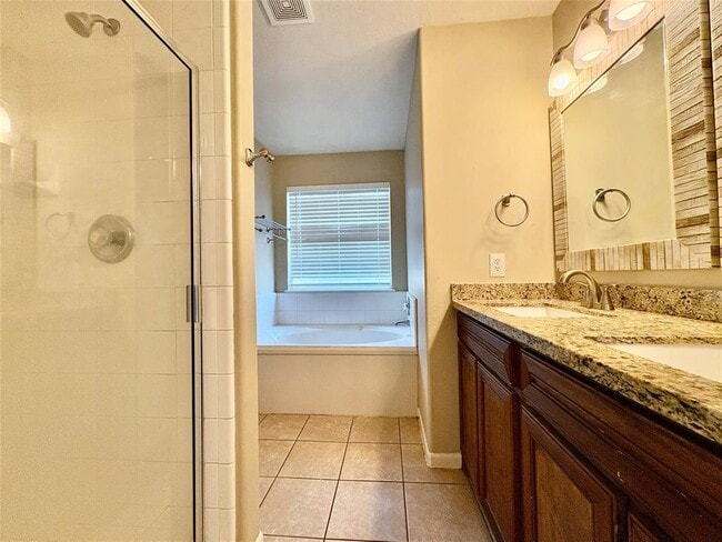 Building Photo - 15803 Brett Creek Ct
