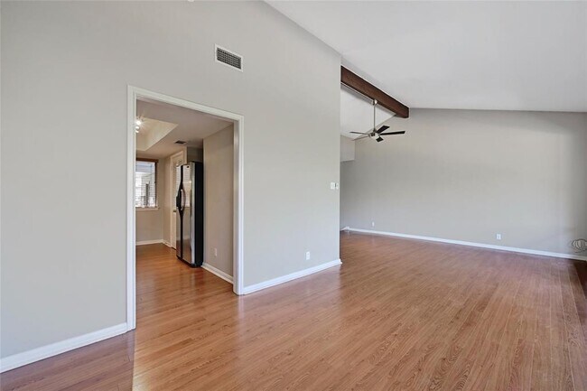Building Photo - 1100 Azie Morton Rd