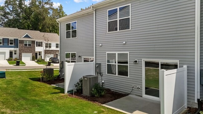 Building Photo - Glenn Crossing