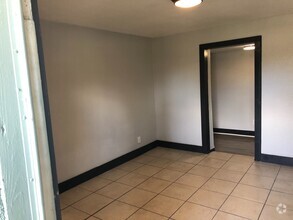 Building Photo - Remodeled 3-Bedroom Ranch Home Near UT and...