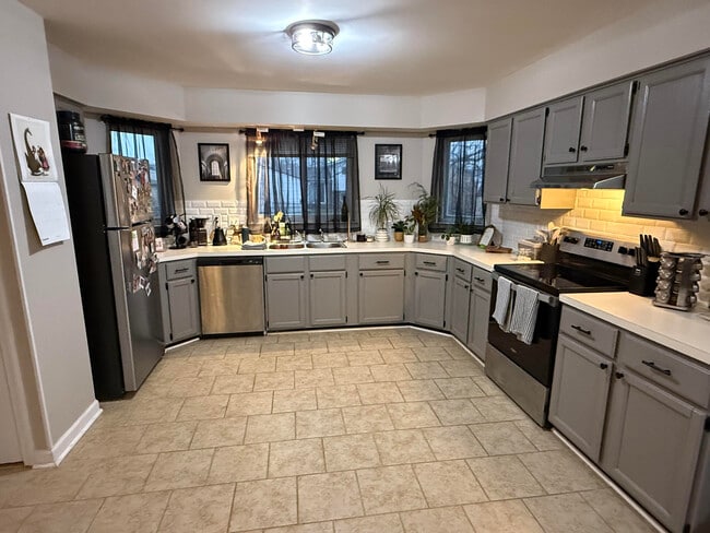 Building Photo - 1438 Rand Rd