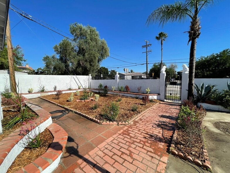 Building Photo - 14519 Fox St