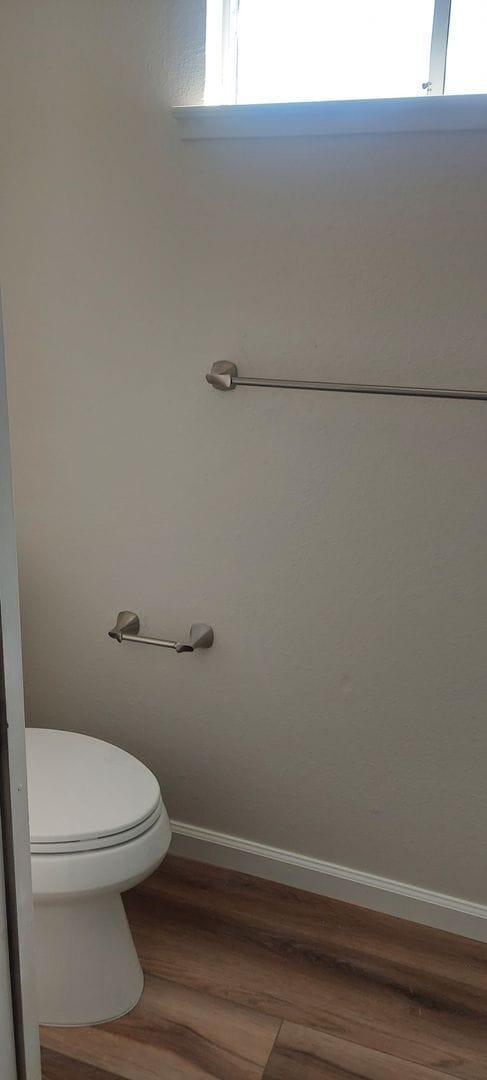 Building Photo - 3096 Beverly Ct