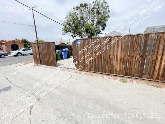 Building Photo - 397 W 11th St