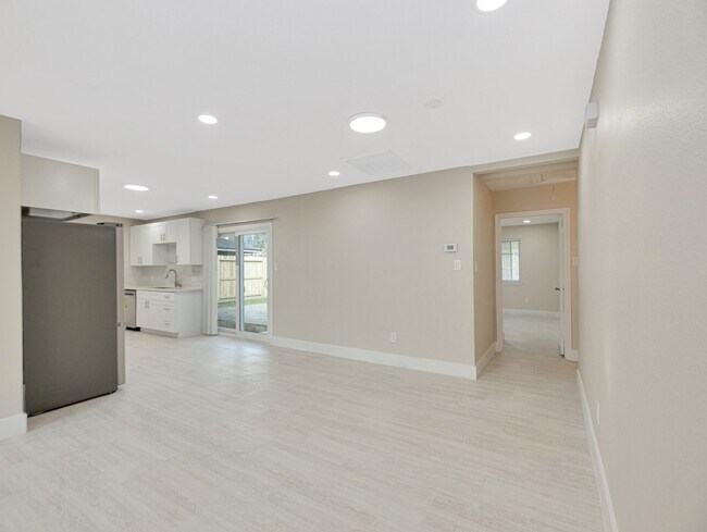 Building Photo - 5306 Windswept Ln