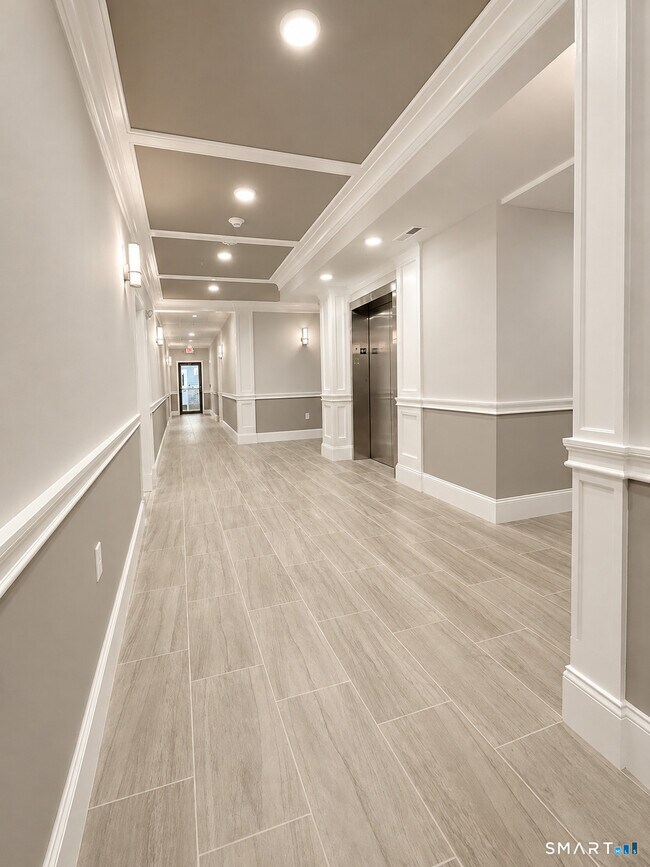Building Photo - 301 Bridgeport Ave