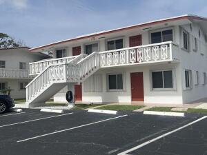 Building Photo - 2020 Lake Osborne Dr