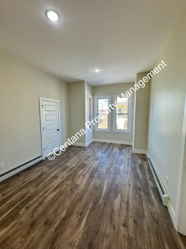 Building Photo - 614 N Alaska St