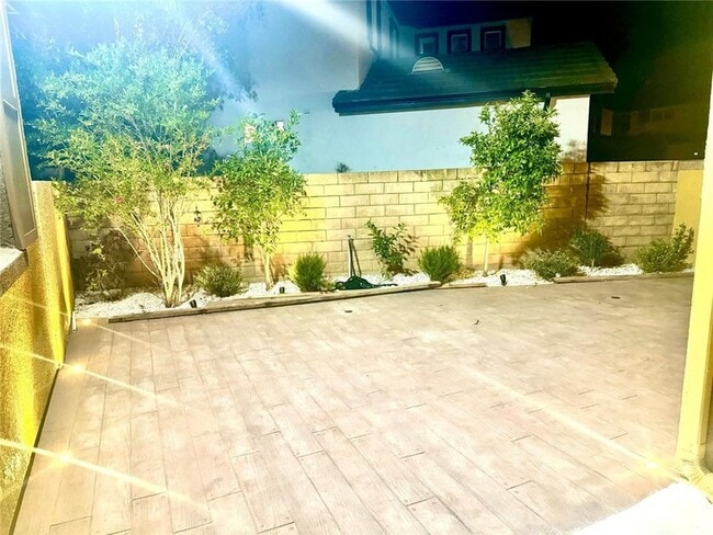 Building Photo - 7036 Sausalito Ave