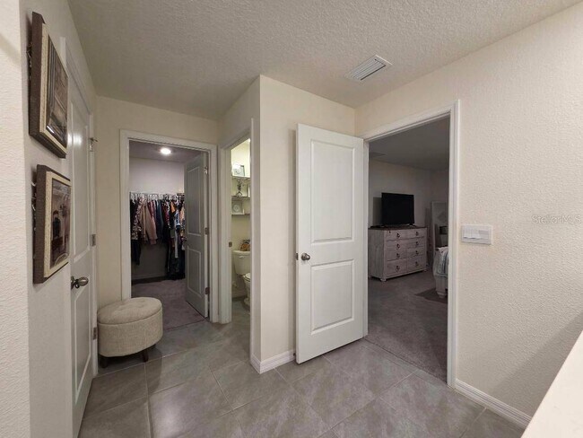 Building Photo - 4446 Bayridge Ct