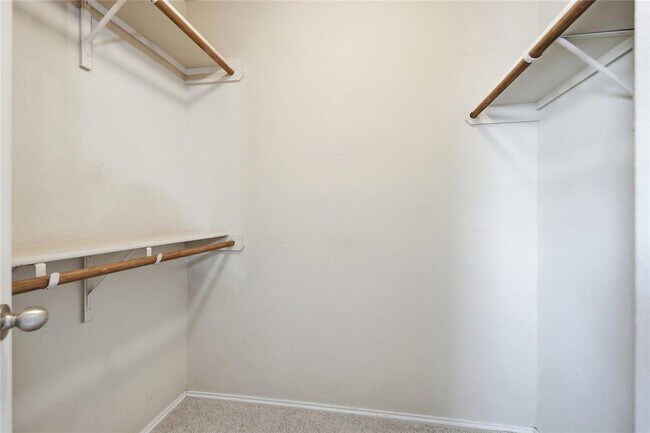 Building Photo - 11525 Autumn Ash Dr