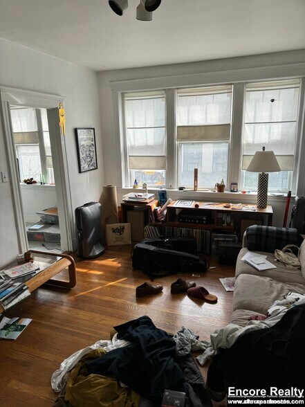 Building Photo - 1697 Cambridge St