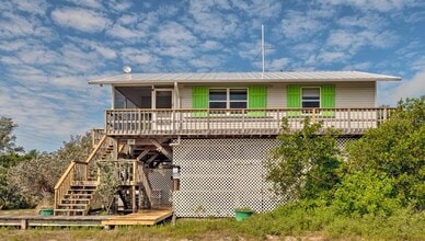 Building Photo - 8876 Bay St