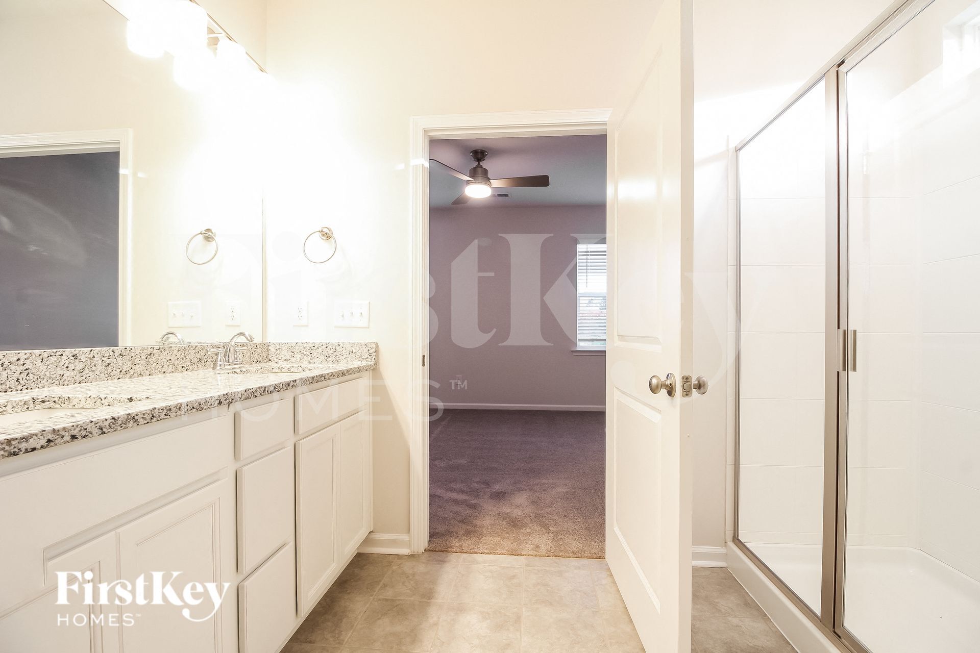 Building Photo - 423 Stonefence Dr