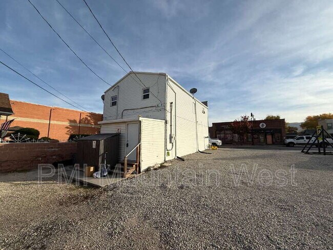 Building Photo - 9068 Main St