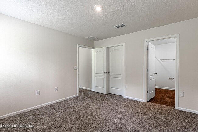Building Photo - 2058 Garrison Wy