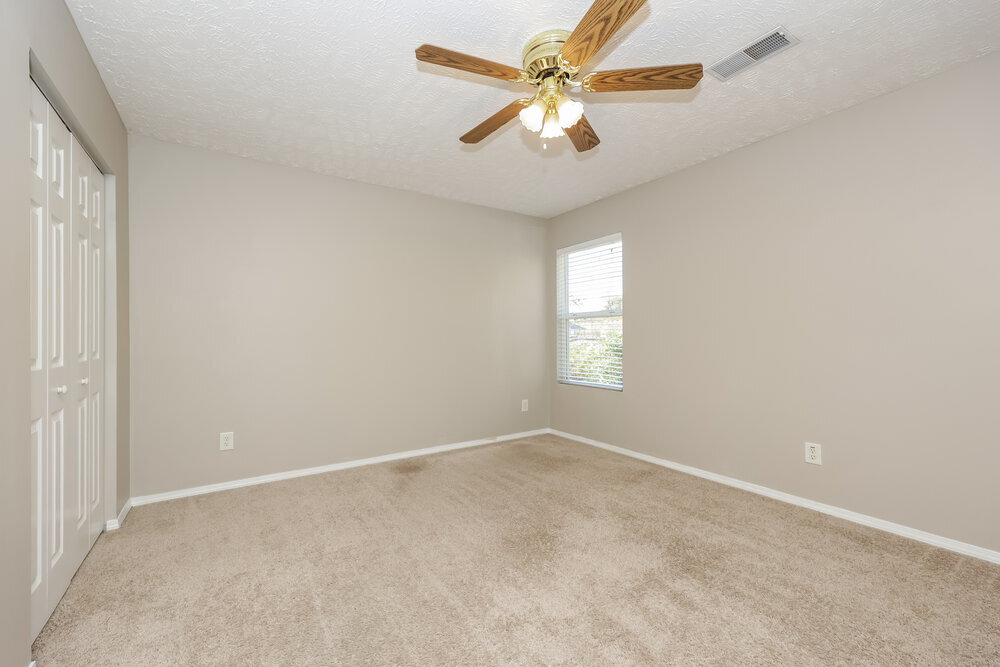 Building Photo - 2705 Sutherland Dr