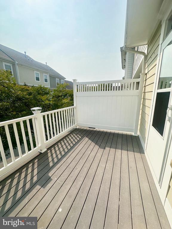 Building Photo - 19 Steeplechase Dr
