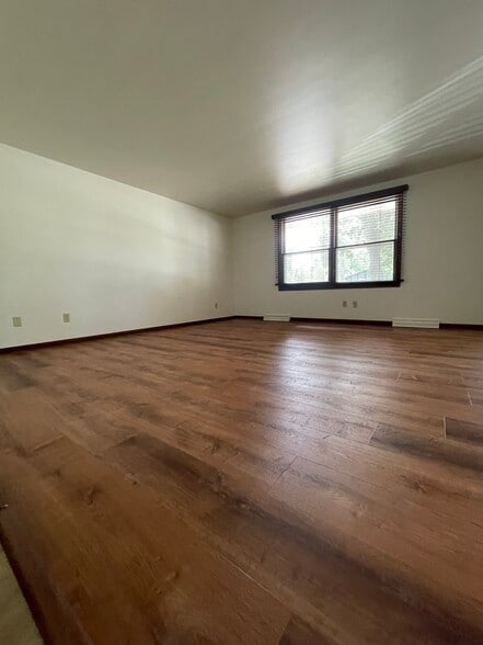 Living Room - 1409 Wiesner St