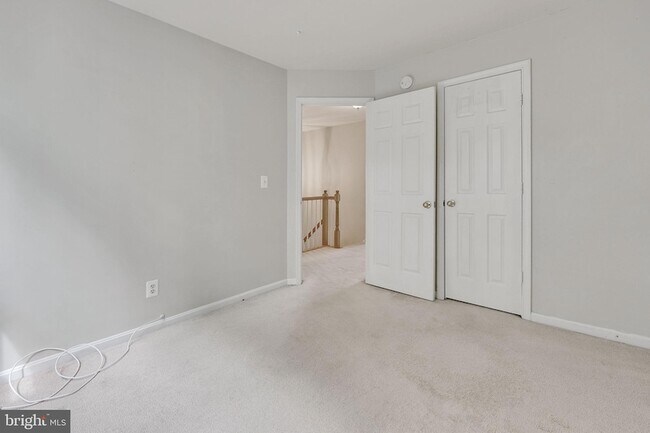 Building Photo - 4888 Ebb Tide Ct