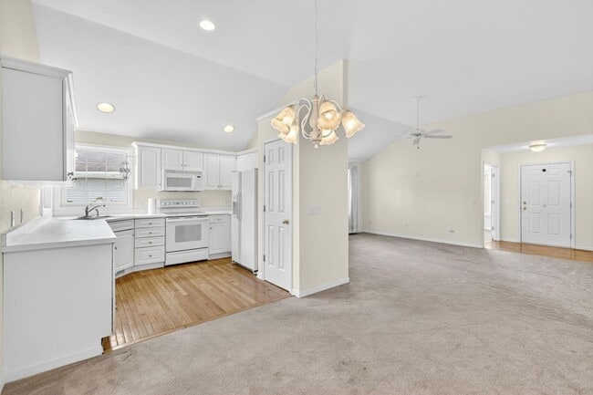 Building Photo - Heathercove Place