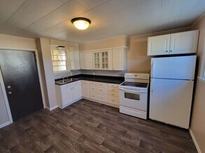 Building Photo - 603 Lincoln St