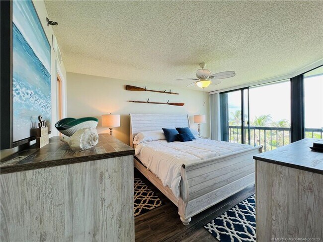 Building Photo - 8880 S Ocean Dr
