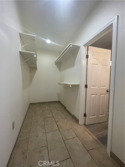 Building Photo - 5663 Ensign Ave