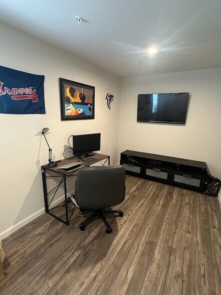 Office/Game Room - 2611 McCurdy Trl