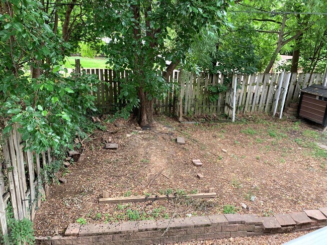 Building Photo - 221 Philadelphia Ave