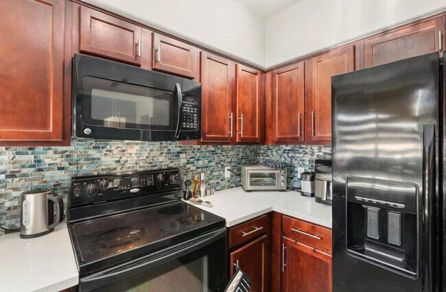 Building Photo - Charming 2BR Condo in Scottsdale