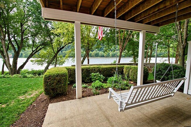 Building Photo - 134 Chapel Harbor Dr