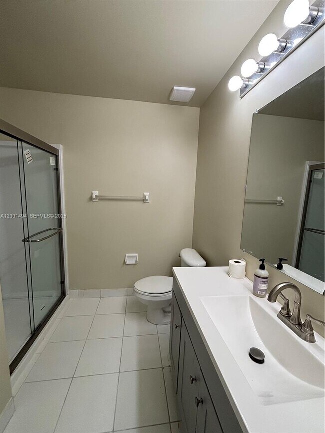 Building Photo - 5450 NW 94th Terrace