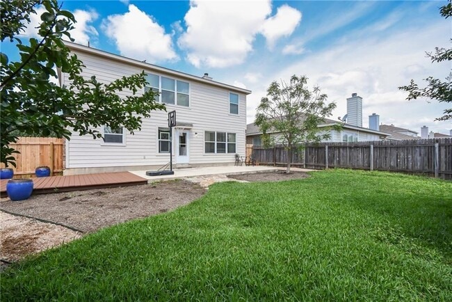 Building Photo - 2206 John Tee Dr