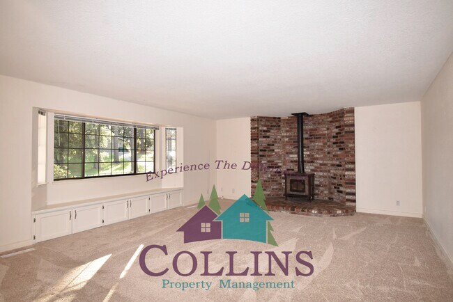 Building Photo - 15099 Fay Rd