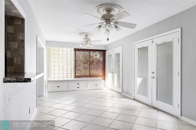 Building Photo - 10291 Eastport Ct