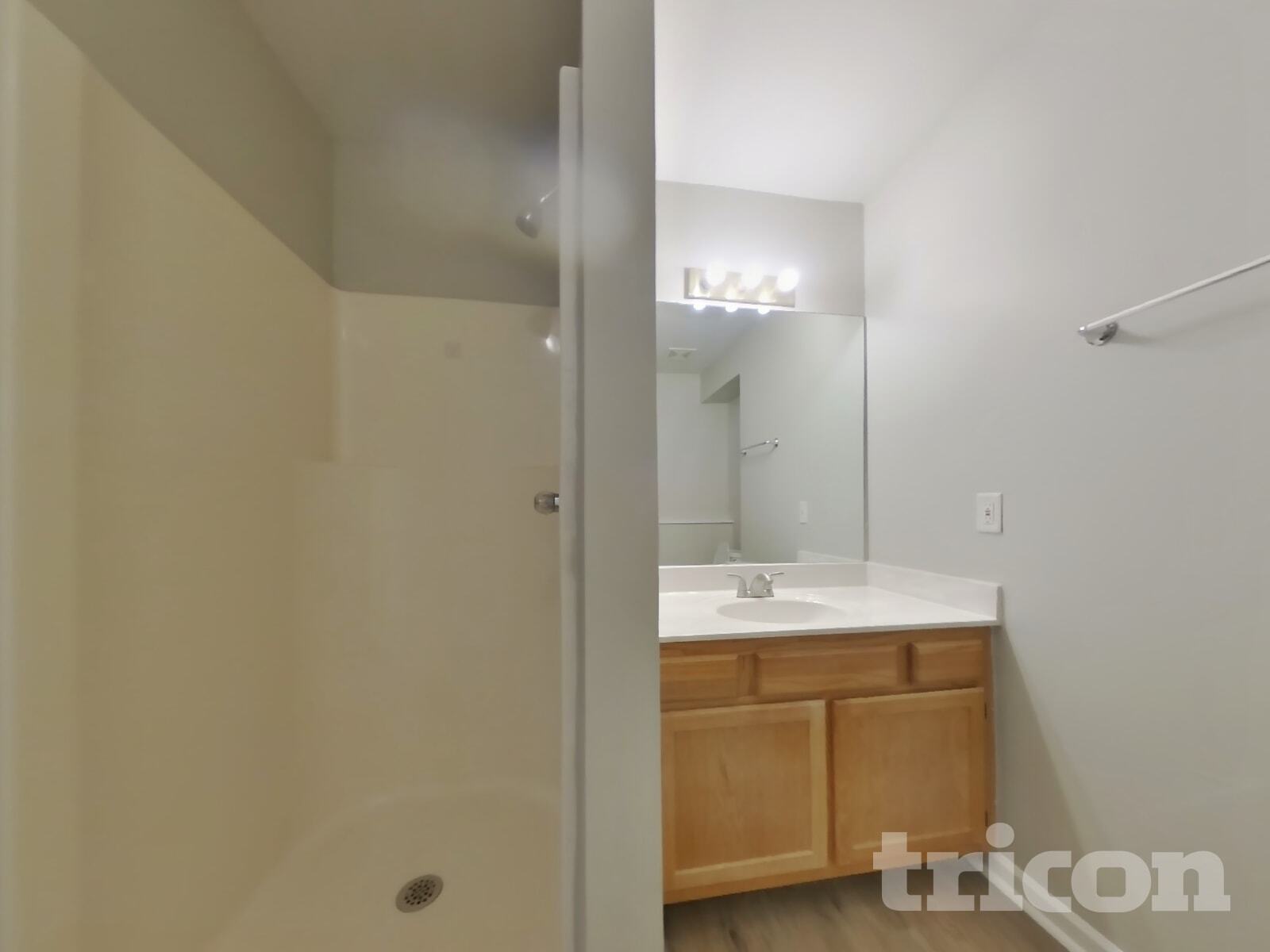 Building Photo - 125 Palm Lake Dr