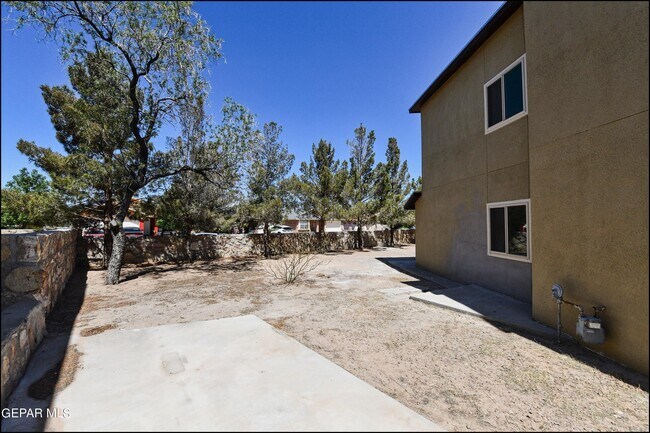 Building Photo - 3413 Tea Rose Pl