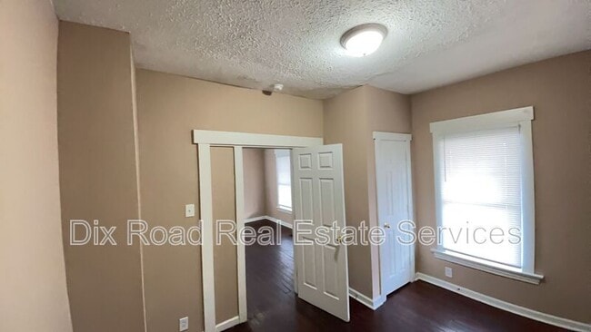 Building Photo - 20 Franklin St