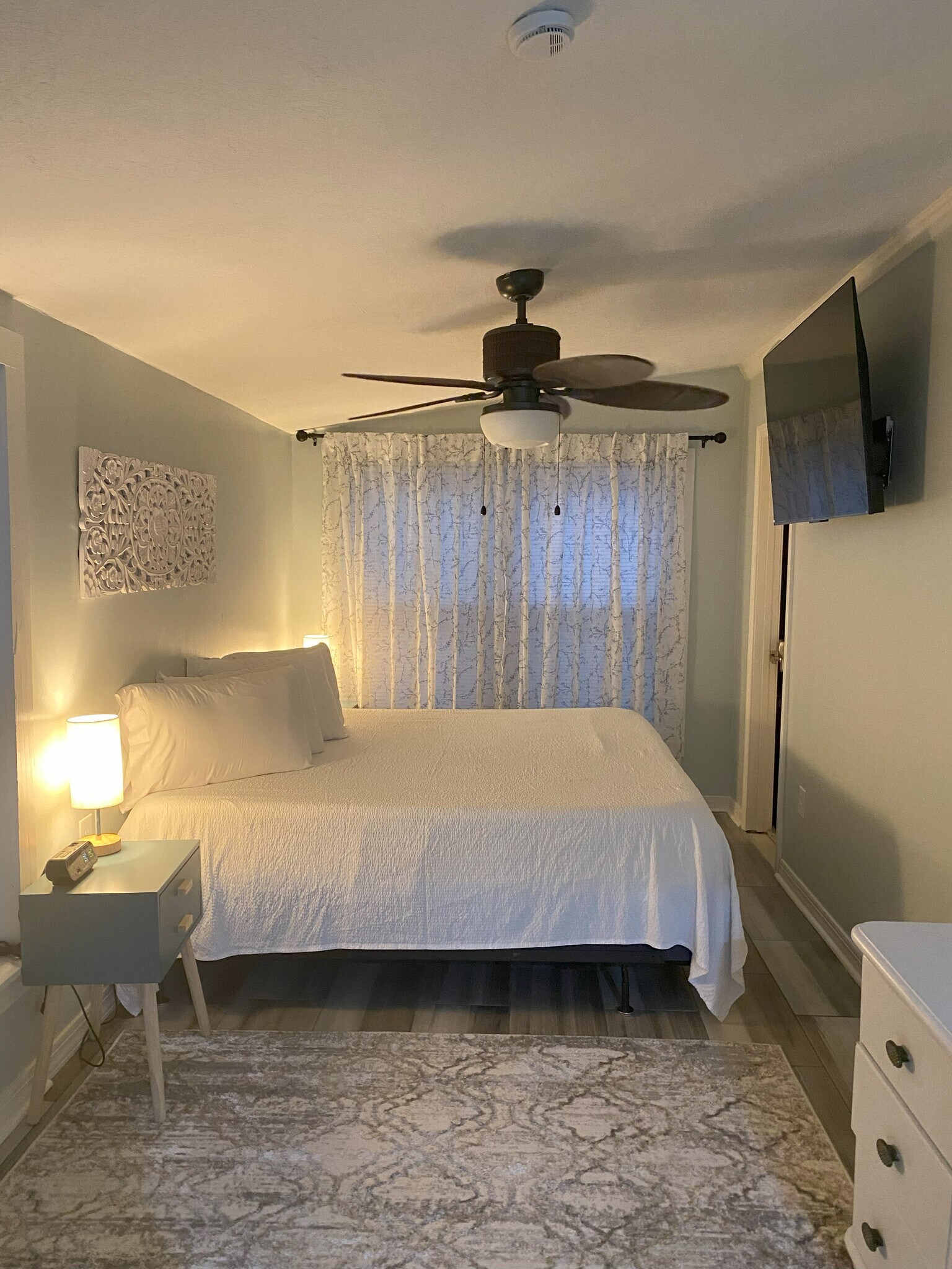 Building Photo - 314 Jasmine Pl