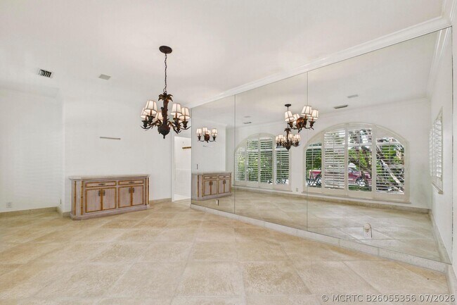 Building Photo - 107 Flagler Promenade S